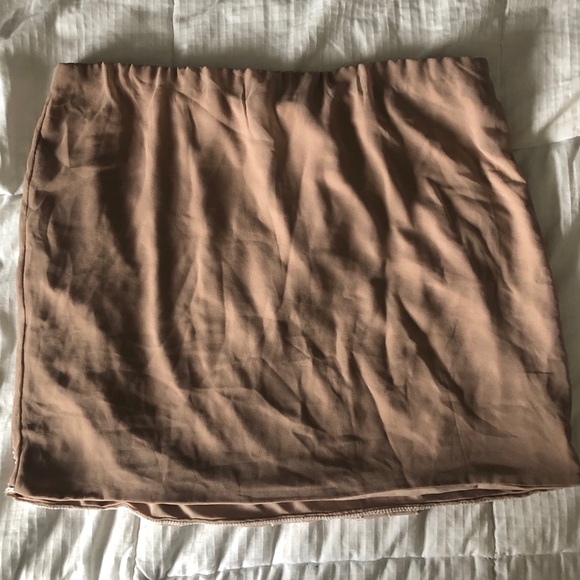 Lauren Conrad Blush Beaded Mini Skirt - Picture 2 of 8